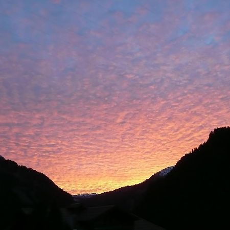 Chambre D'Hote L'Etringa Châtel Esterno foto